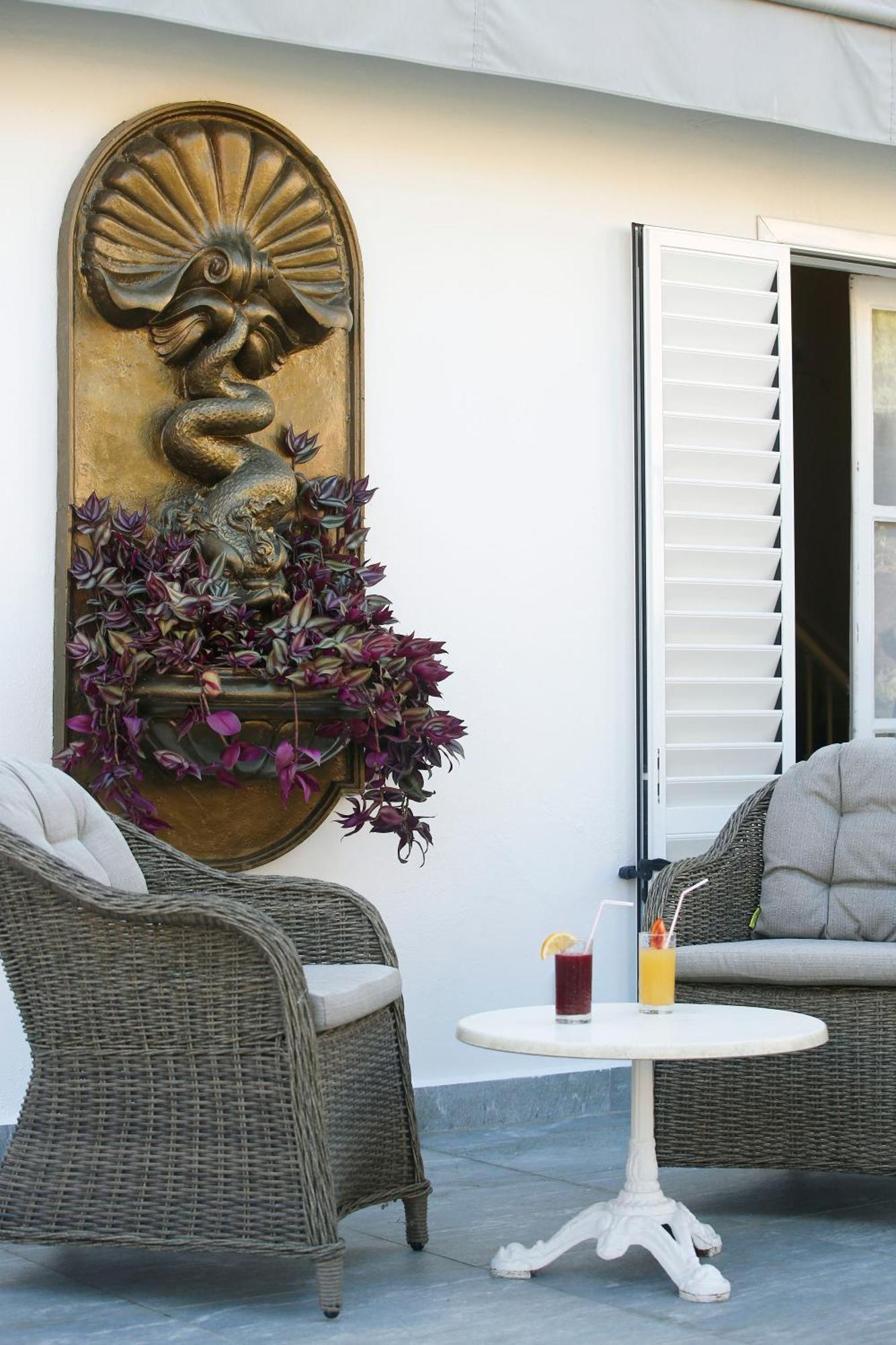 Le Magnolia Hotel Calvi  Exterior foto